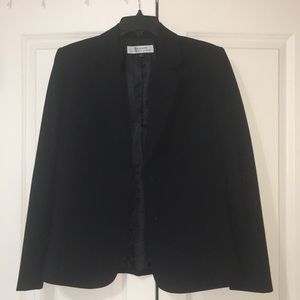 TAHARI - women's black blazer - size 10